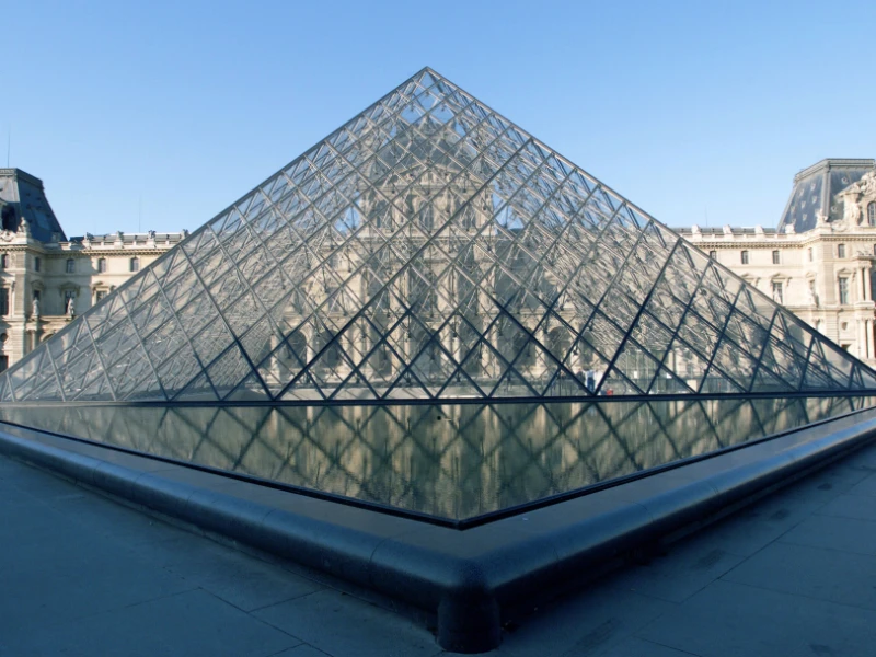 Louvre Paris 