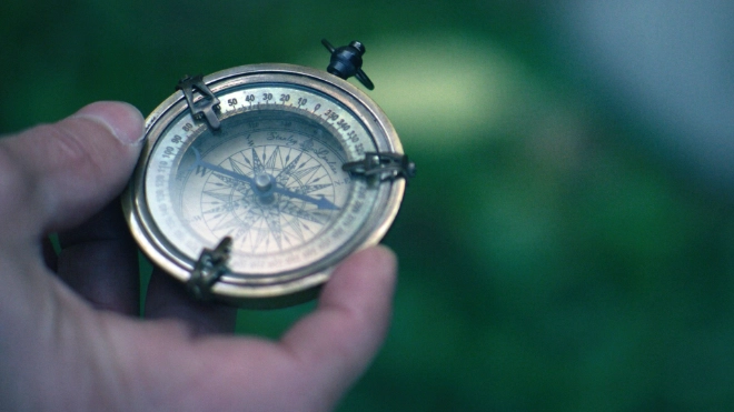 Navigation using a compass