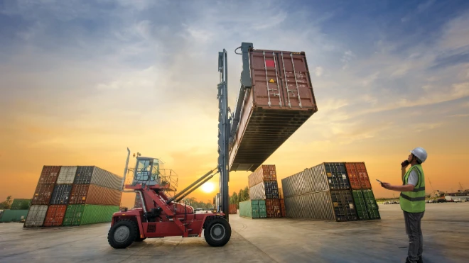 Cargo lift sunset 