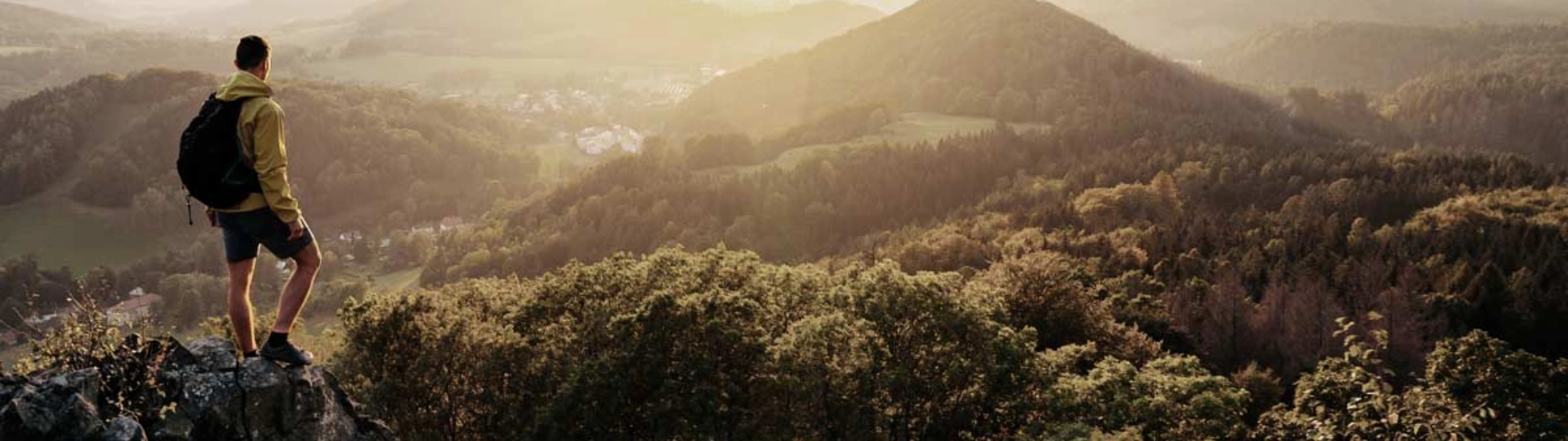 man-to-horizon-desau